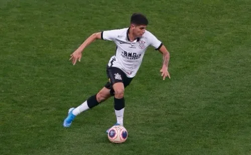 Ángelo Araos en Corinthians de Brasil