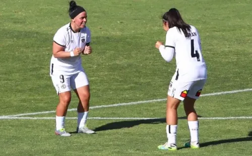 La celebración de gol de Nathy Quezada con Elisa Durán