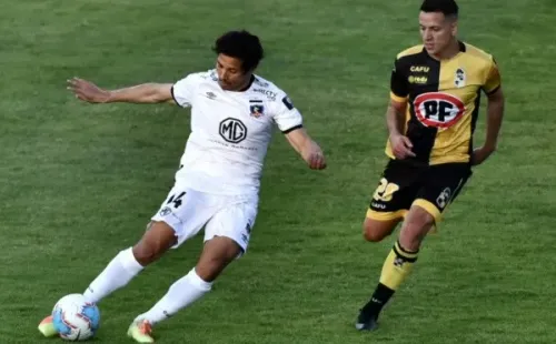 Matías Fernández se desgarró en el estreno de Quinteros como DT de Colo Colo / FOTO: Agencia Uno.