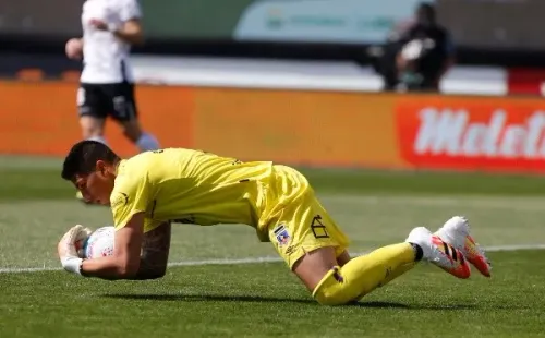 Brayan Cortés no ha conseguido afirmarse en Colo Colo / FOTO: Agencia Uno