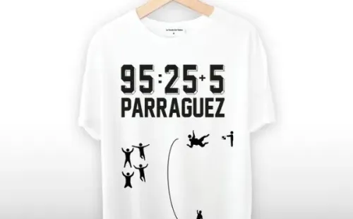 La polera en honor al Búfalo.