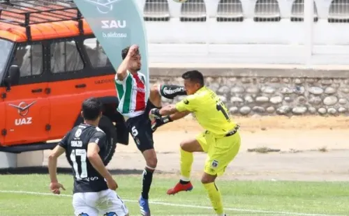 El supuesto penal que le cobraron a Pinto contra Palestino / FOTO: Agencia Uno