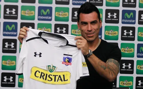 El día que Esteban Paredes regresó a Colo Colo / FOTO: Agencia Uno