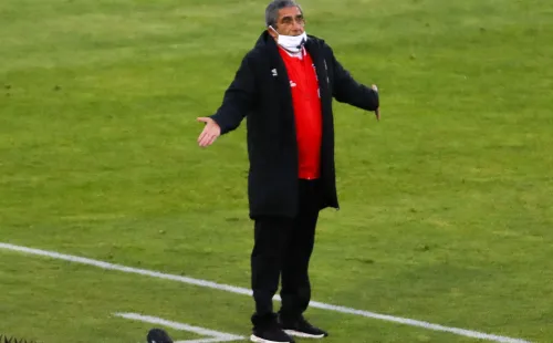 Gualberto Jara ex DT de Colo Colo | Foto: Agencia Uno