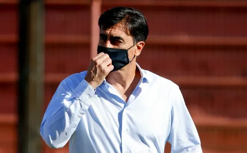 Gustavo Quinteros espera más refuerzos