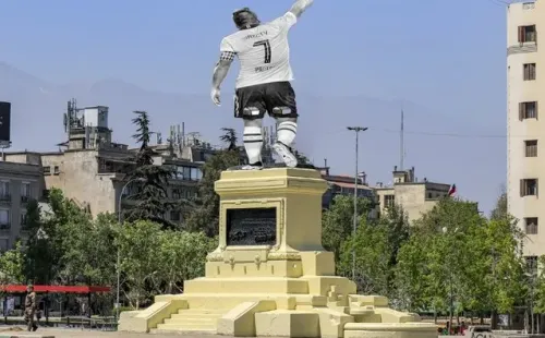 El 7 en la espalda de la leyenda de Colo Colo. | Foto: Archivo.