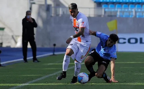 Bruno Gutiérrez vio varios minutos en Deportes Iquique / FOTO: Agencia Uno