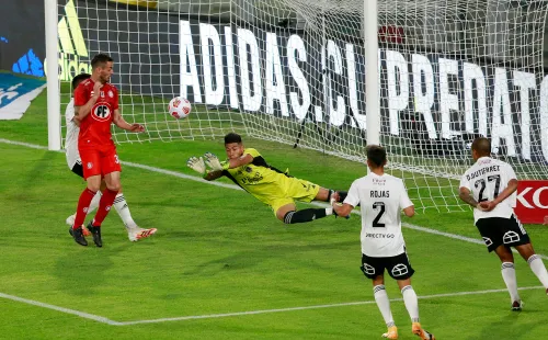 Brayan Cortés tuvo un buen partido manteniendo el cero en su arco. | Foto: Agencia UNO.