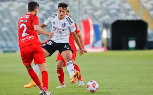Pablo Solari no tuvo un buen partido ante los cementeros. | Foto: Agencia UNO.