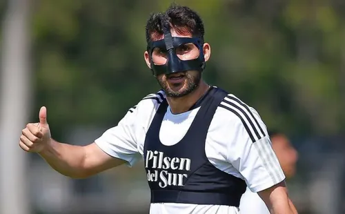 Cesar Fuentes lucirá una mascara de protección ante O’Higgins | Foto: Colo Colo Oficial