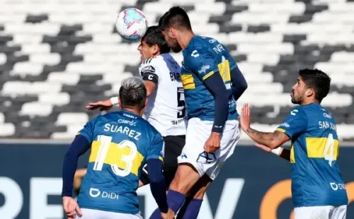 Julio Barroso en Colo Colo enfrentando a Everton