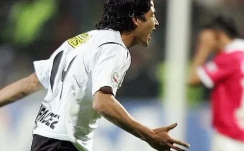Una de las mejores presentaciones de Matías en esa Copa Sudamericana de 2006 fue ante Toluca en las semifinales. Tanto en la ida como en la vuelta, Matías fue un súper crack. Fuente: Getty Images.