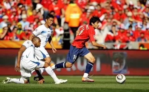 Tras ser fundamental en las eliminatorias, Chile y Matías jugaron el mundial de Sudáfrica 2010.