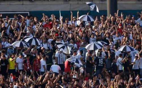 Gustavo Quinteros tuvo palabras para la hinchada | Foto: archivo
