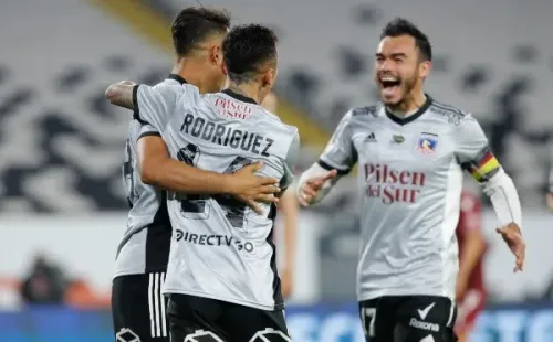 Colo Colo estrenó una camiseta conmemorativa, pero no será la única / FOTO: Agencia Uno