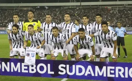 Colo Colo quedó eliminado en la primera ronda de la Copa Sudamericana ante U. Católica de Ecuador. | Foto: Agencia UNO.