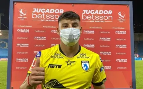 Alexander Oroz en Deportes Iquique