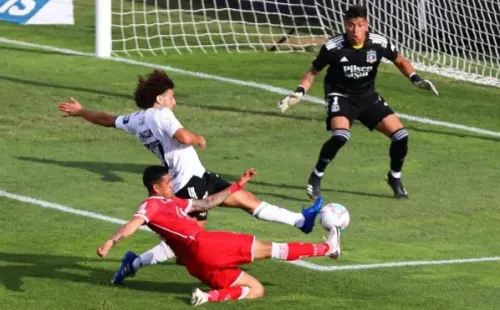Maximiliano Falcón se proyecta como titular en Colo Colo | Foto: archivo