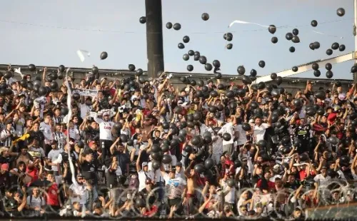 Colo Colo quiere reencontrarse con sus hinchas en el Monumental / FOTO: Agencia Uno