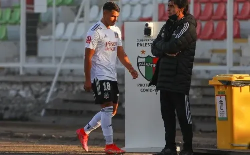 Gustavo Quinteros lleva cinco triunfos consecutivos con Colo Colo / FOTO: Agencia Uno