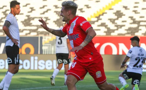 Matías Cavalleri destacó en Curicó Unido, pero no ha repetido sus buenas actuaciones en La Calera / FOTO: Agencia Uno