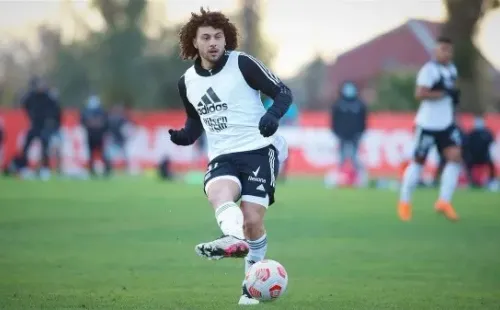 Maximiliano Falcón perdió el puesto con la llegada de Emiliano Amor / FOTO: Colo Colo