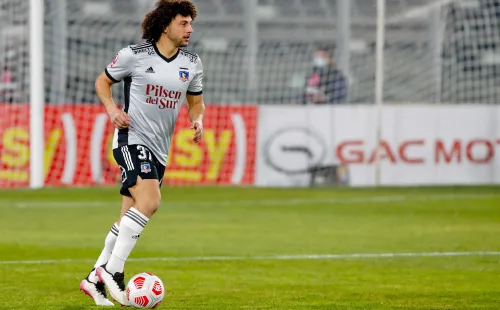 Maximiliano Falcón ha perdido terreno en el once de Gustavo Quinteros / FOTO: Agencia Uno