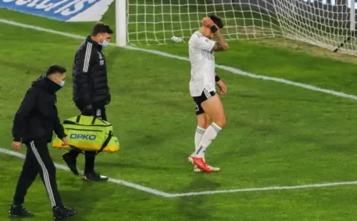 Zaldivia se retiró lesionado del partido frente a Curicó Unido / FOTO: Agencia Uno
