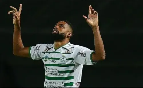 Diogo Oliveira tuvo un buen semestre con el Plaza Colonia / FOTO: Archivo