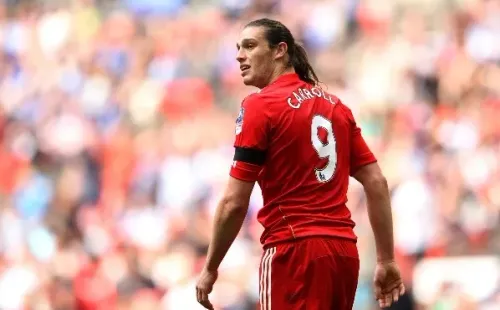 Andy Carroll llegó a defender la camiseta del Liverpool en la temporada entre el 2010 y 2013. | Foto: Getty Images.