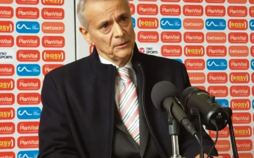 El Juez de Hierro en su presentación.