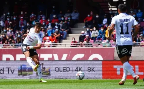 Pablo Solari abrió la cuenta en La Portada con un buen remate de derecha. | Foto: Guillermo Salazar.