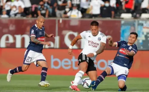 Javier Parraguez reemplazó a Iván Morales en el equipo titular. | Foto: Agencia UNO.