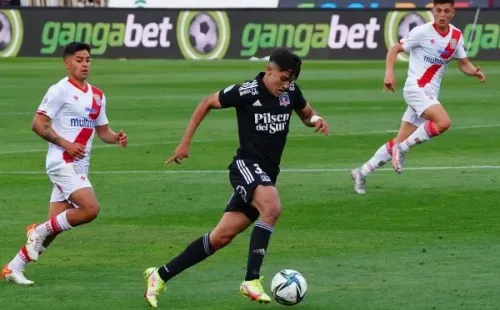 Pablo Solari buscó, pero no pudo generar peligro en el ataque del Cacique. | Foto: Guillermo Salazar.