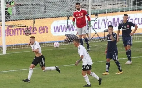Leo Gil festejando en el Superclásico.