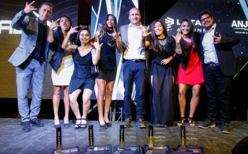 El Cacique tuvo tres grandes ganadoras en los Premios Contragolpe. Fuente: Colo Colo.