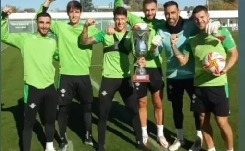 Claudio Bravo entrenando con sus compañeros.