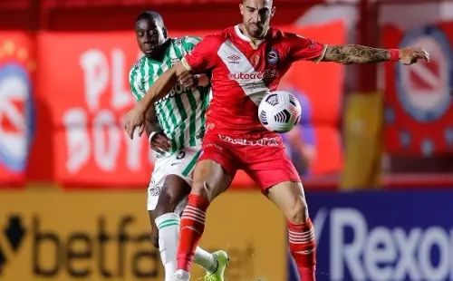 El paraguayo anotó tres goles en la última Copa Libertadores con Argentinos Juniors. | Foto: Getty Images.