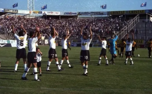 El 2002 fue un año muy especial para Colo Colo. A pesar del mal momento institucional, la gente fue en masa a apoyar a su joven plantel.