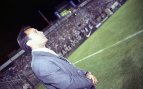 Pizarro fue gran líder del inolvidable equipo de la quiebra. Fue su primera experiencia como DT.