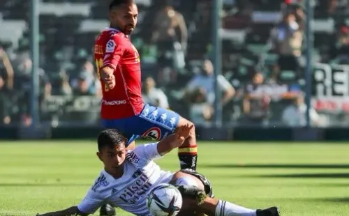 Vicente Pizarro todavía no sella su renovación en el Cacique. | Foto: Colo Colo.