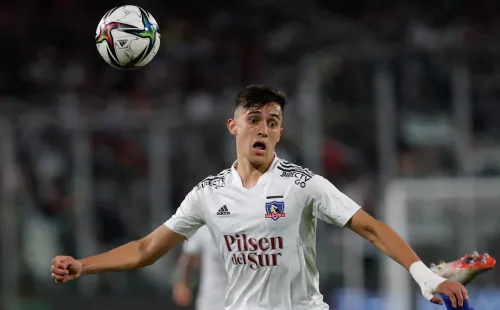 Ofertas por Pablo Solari siguen sin convencer a Colo Colo. | Foto: Agencia UNO.