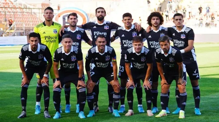 La camiseta de Colo Colo Visita Adidas 2022 para esta temporada. | Foto: Guillermo Salazar.