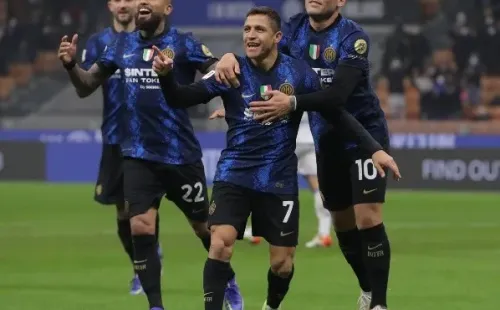 Los ex Colo Colo siguen cosechando triunfos con el Inter de Milán. Fuente: Getty Images.