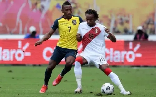 Perú derrotó por 2-1 a Ecuador en su último enfrentamiento / FOTO: Getty Images