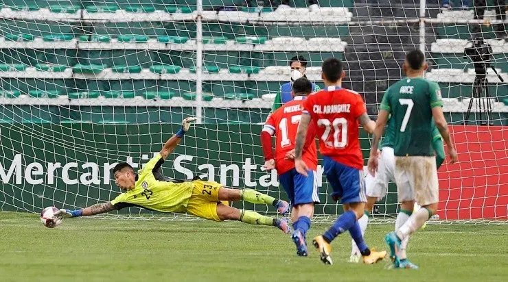 Brayan Cortés fue una de las figuras en el triunfo sobre Bolivia. | Foto: Carlos Parra / ANFP.