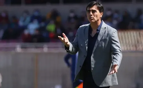 Gustavo Quinteros aún espera poder sumar una última incorporación / FOTO: Agencia Uno