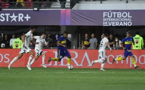Colo Colo cayó por 2-0 ante Boca Juniors en el amistoso de verano. | Foto: Proenter.