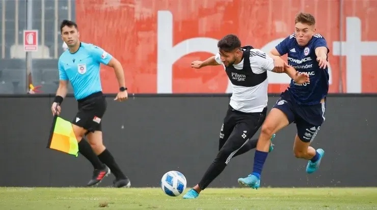 Jeyson Rojas podría ser el reemplazante de Opazo para este domingo. | Foto: Colo Colo.