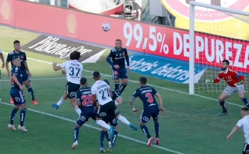 Colo Colo además buscará este domingo estirar a 21 los años sin caídas en el Monumental ante la U. | Foto: Agencia UNO.